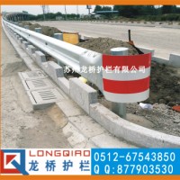 淄博高速公路护栏 淄博公路波形梁钢护栏 龙桥生产