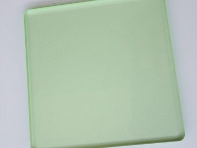 诺坤达浅绿色激光防护窗口6000-13000nm二氧化碳激光防护10600nm图1